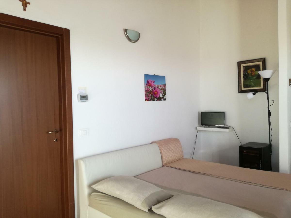 Apartament Finestra Della Val D'Orcia Contignano Zewnętrze zdjęcie